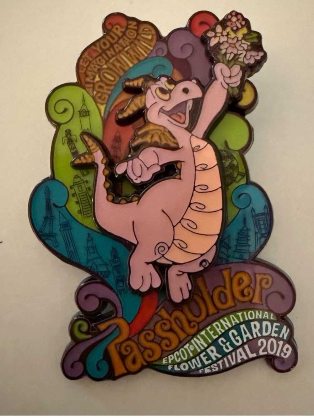 Disney Pins - Picture 4 of 6